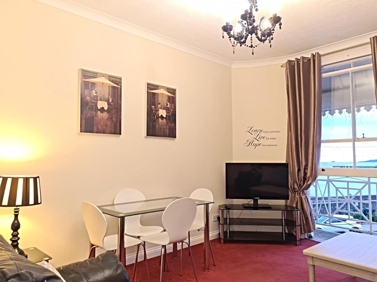 Апартаменты Flat 4, Den House Тинмут Экстерьер фото